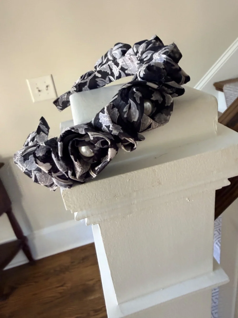 NWT Anthropologie Ruffle Embellished Headband Black Silver